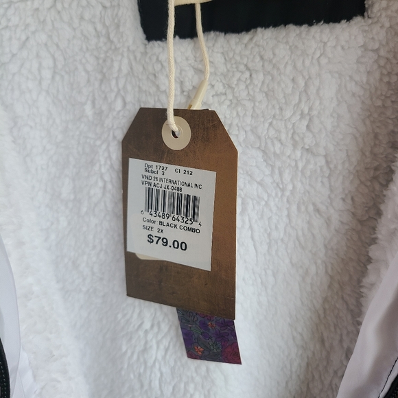 NWT Ashley By 26 International Black Jacket with Faux Fur Lining - Picture 4 of 9